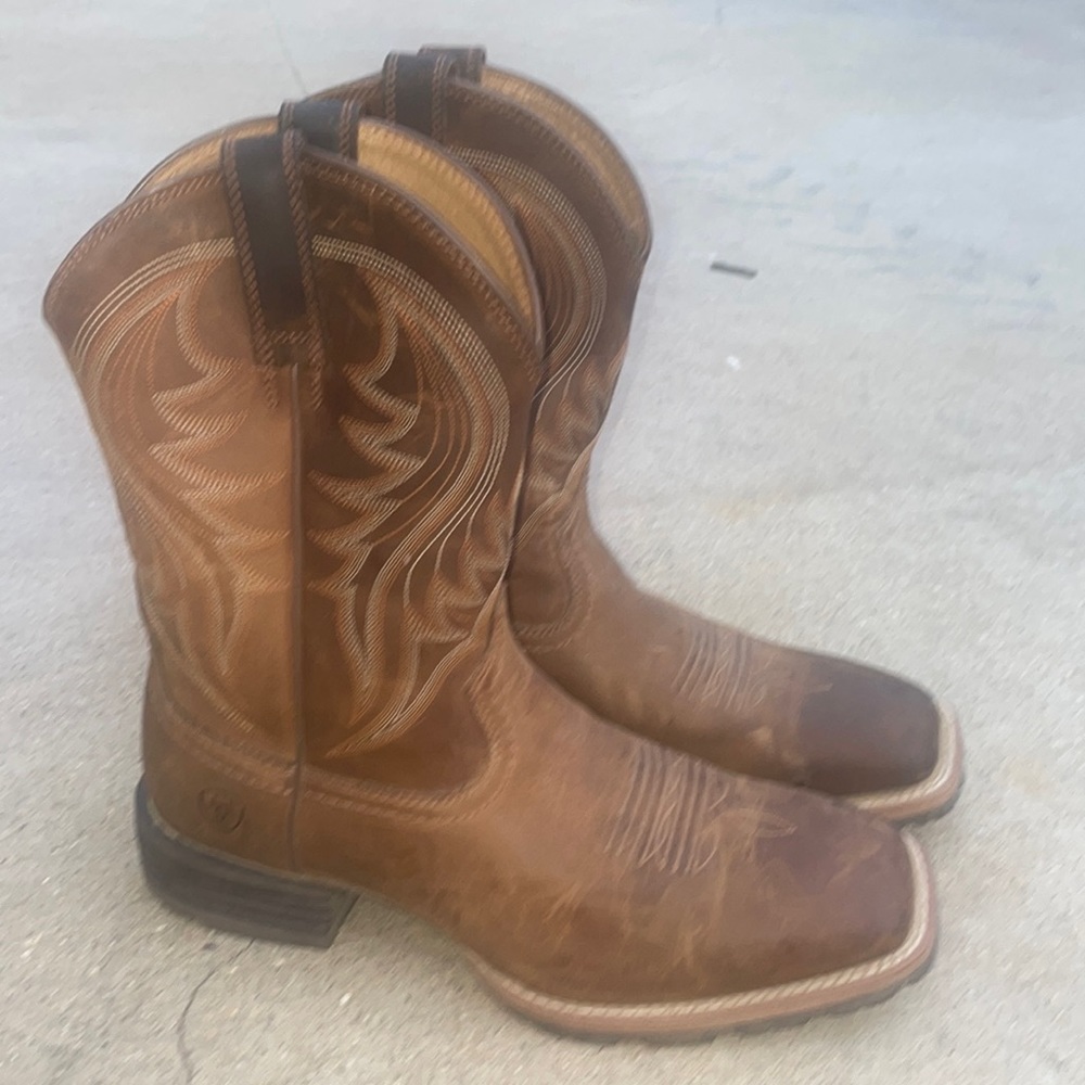 Mens Ariat Cowboy boots
